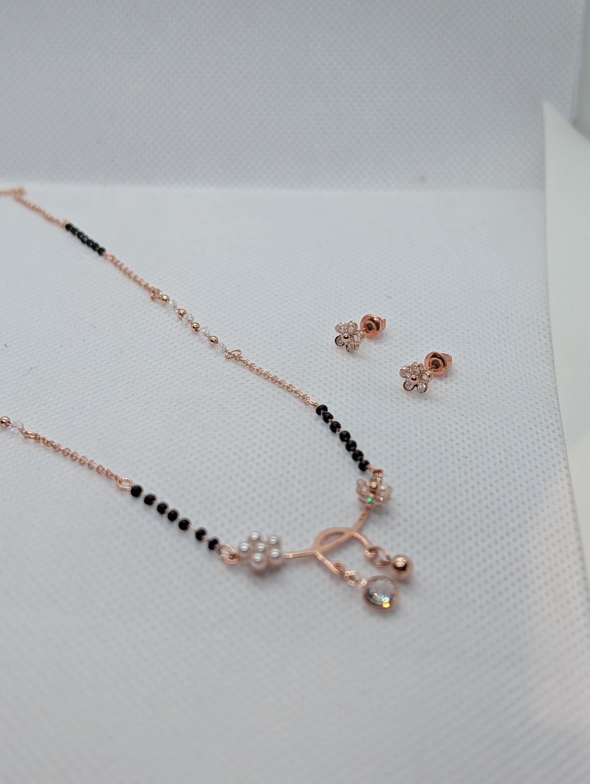 Floral Mangalsutra Set with Earrings